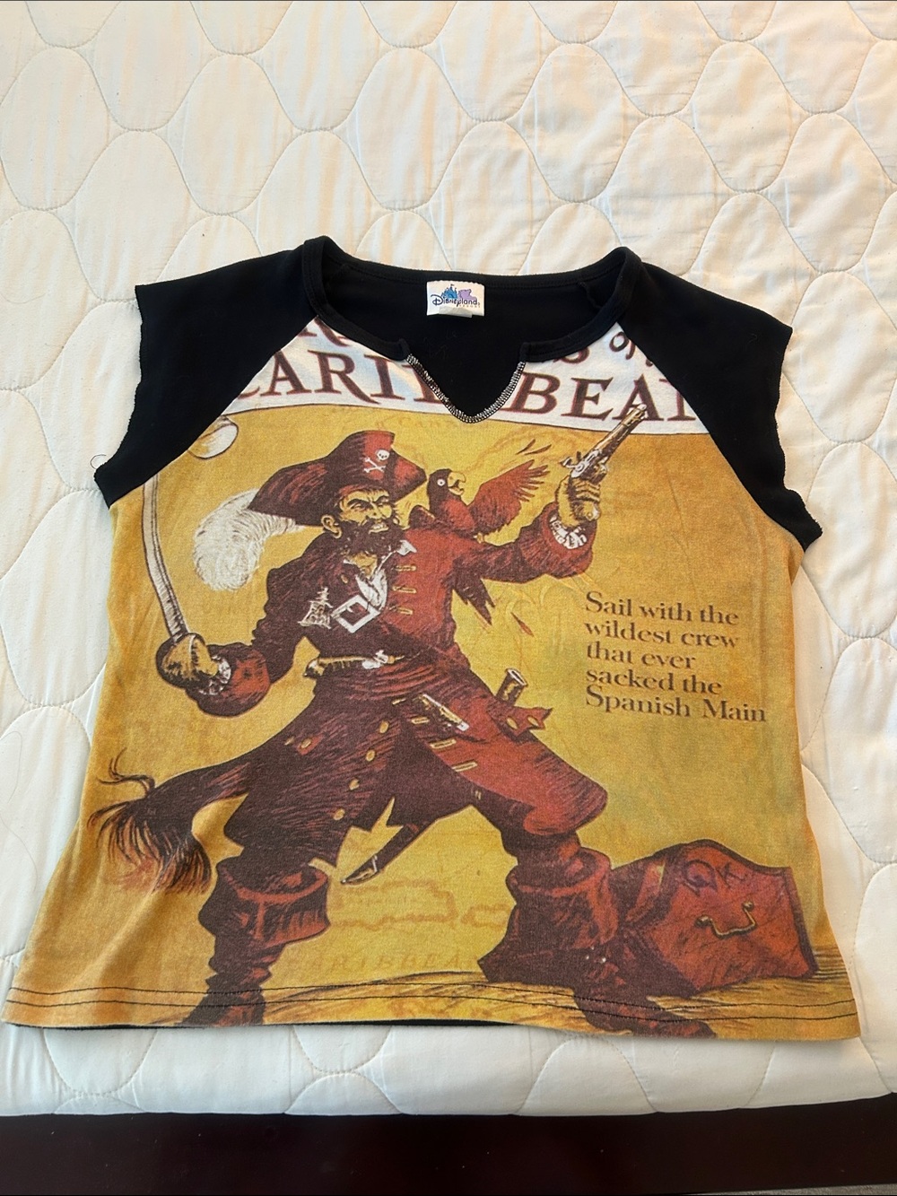 Women’s Pirate Graphic Raglan Tee - Black and Gold